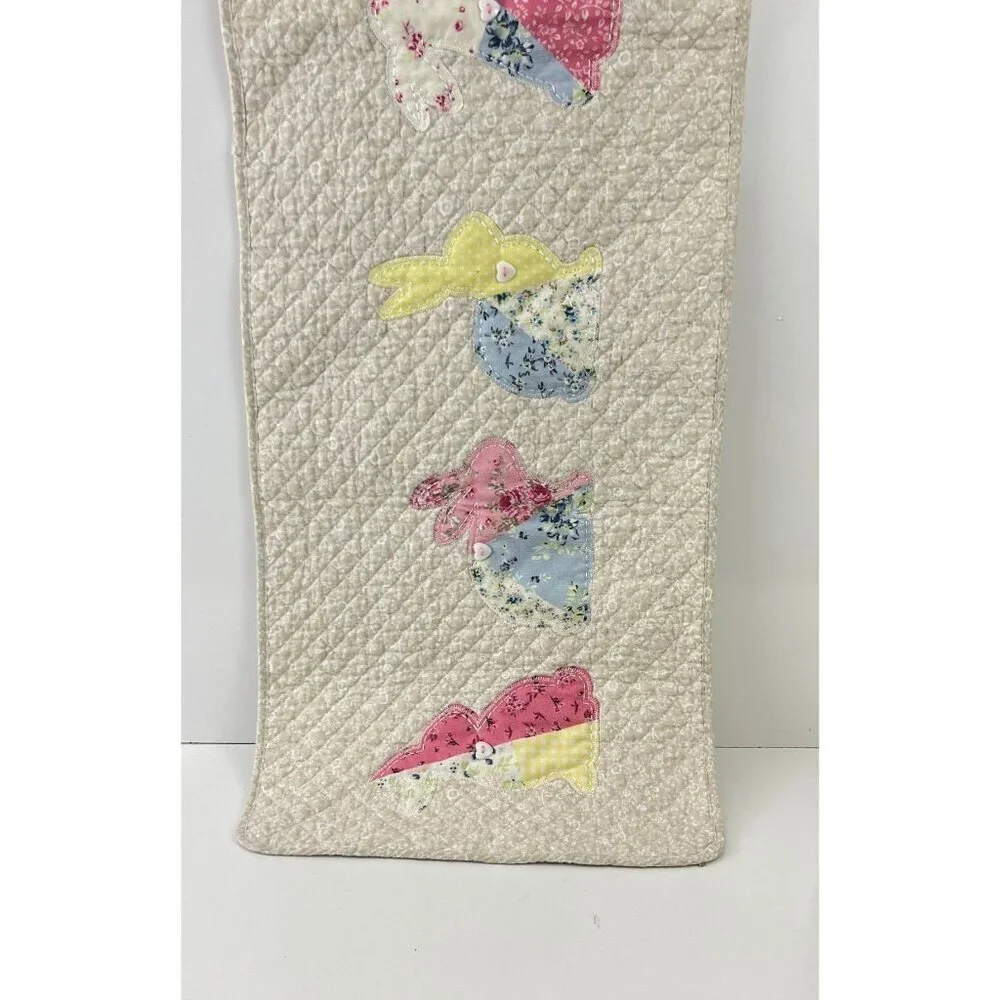 Shabby‎ Chic Quilted Table Runner With Bunny Appliqués 14